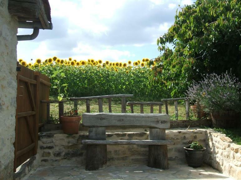 Gîte Chez Marot Varaignes Kültér fotó