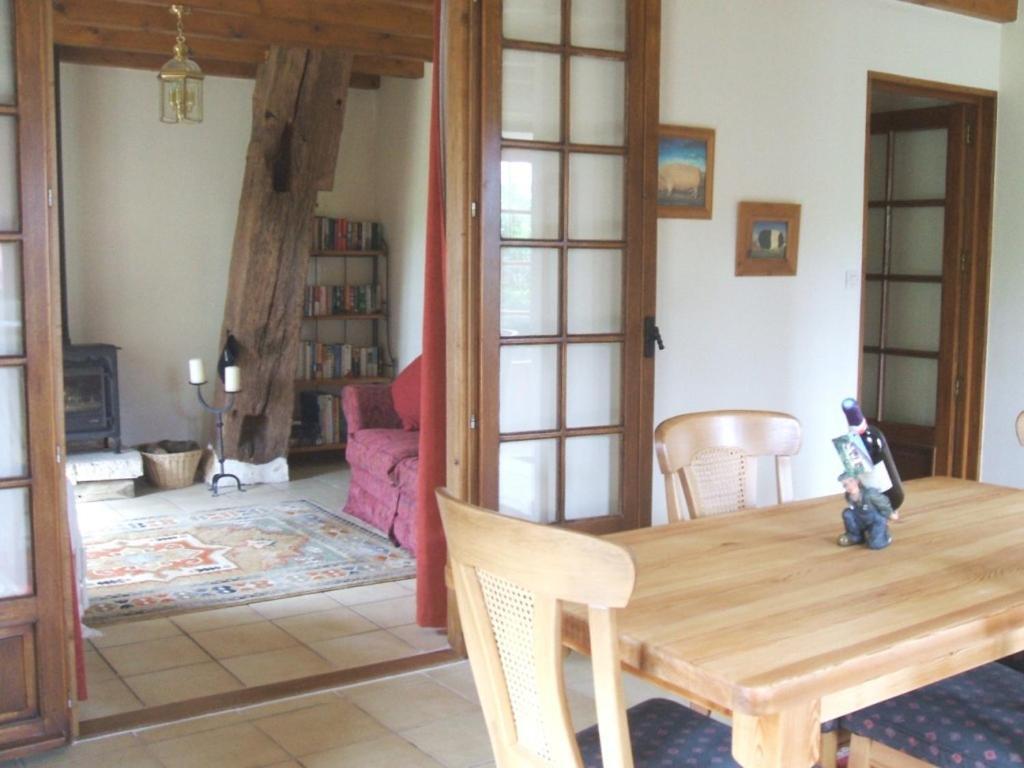 Gîte Chez Marot Varaignes Szoba fotó